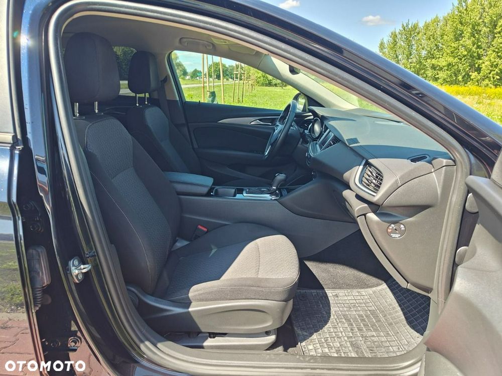 Opel Insignia - 16