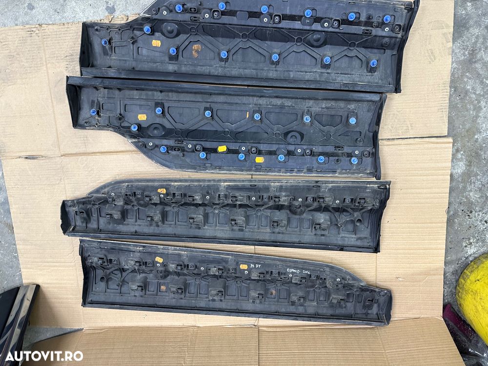 Bandou usa RENAULT ESPACE an 2015-2022 , stanga sau dreapta , fata sau spate - 5