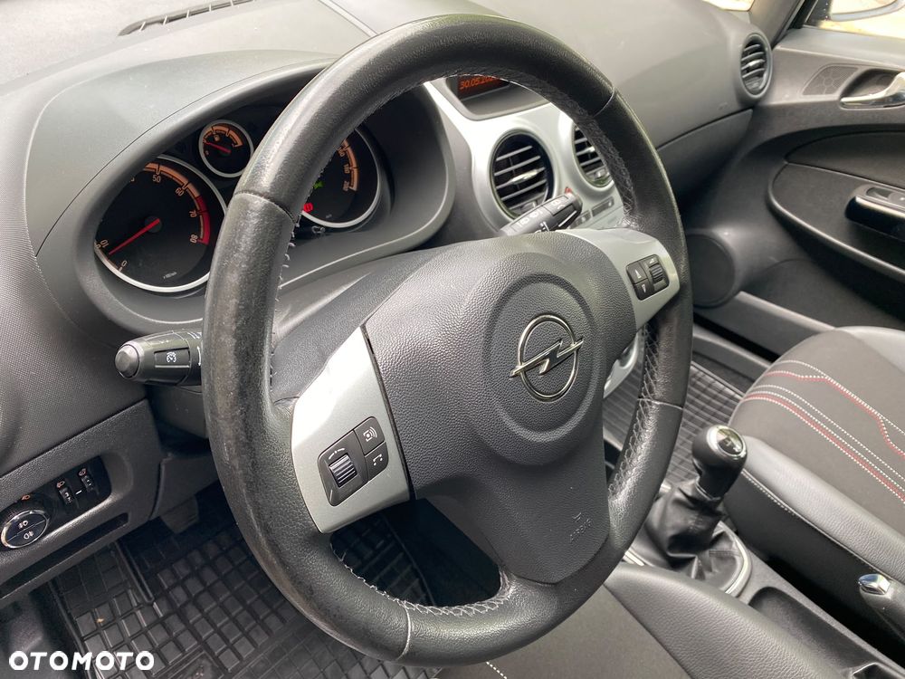 Opel Corsa 1.4 16V EcoFLEX Start-Stop 150 Jahre - 13