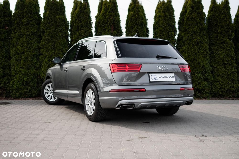 Audi Q7 - 6