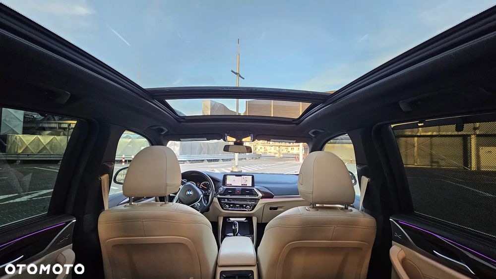 BMW X3 xDrive30i Luxury Line - 36