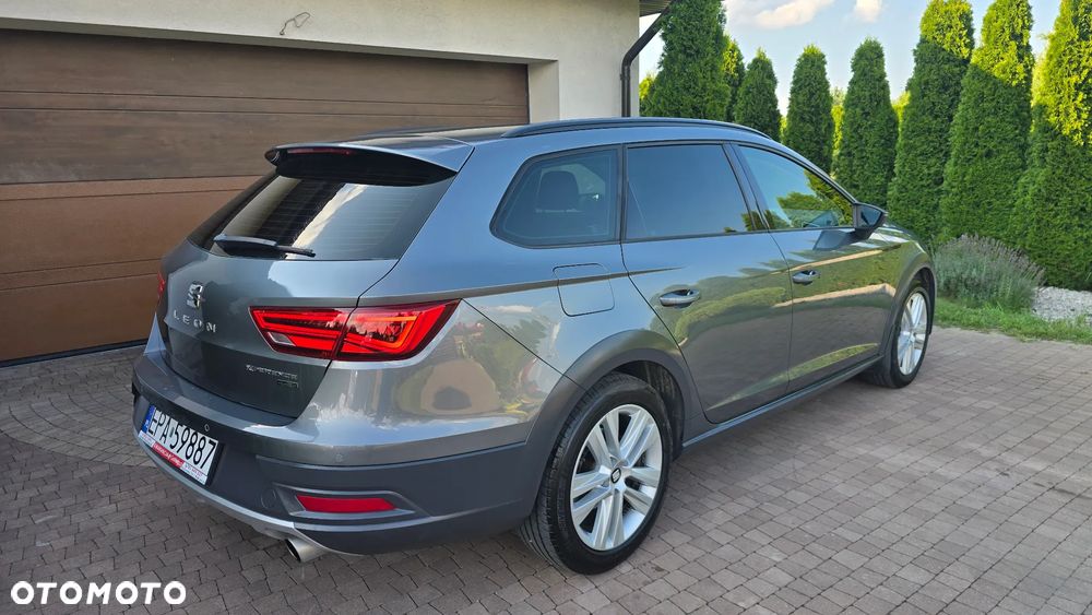 Seat Leon 1.8 TSI Start&Stop DSG XCELLENCE - 11