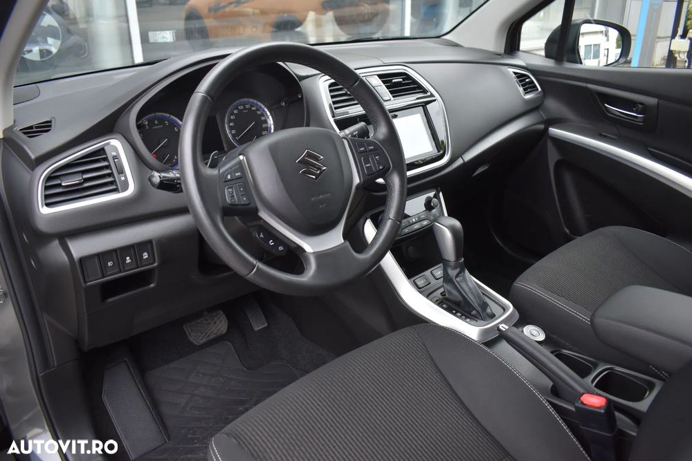 Suzuki SX4 S-Cross - 28