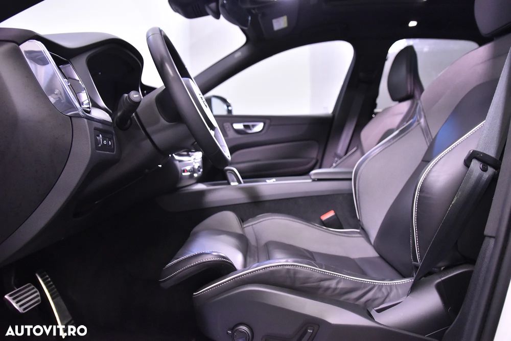 Volvo XC 60 - 23