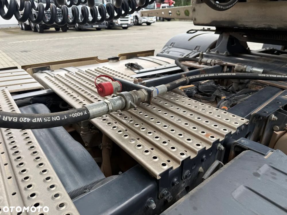 MAN TGX 18.470 4x4H EURO6 CIĄGNIK SIODŁOWY Z HYDRAULIKĄ WYWROTU 56900 EUR - 15