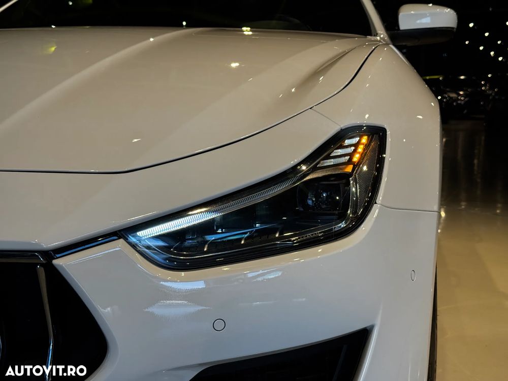 Maserati Ghibli - 18