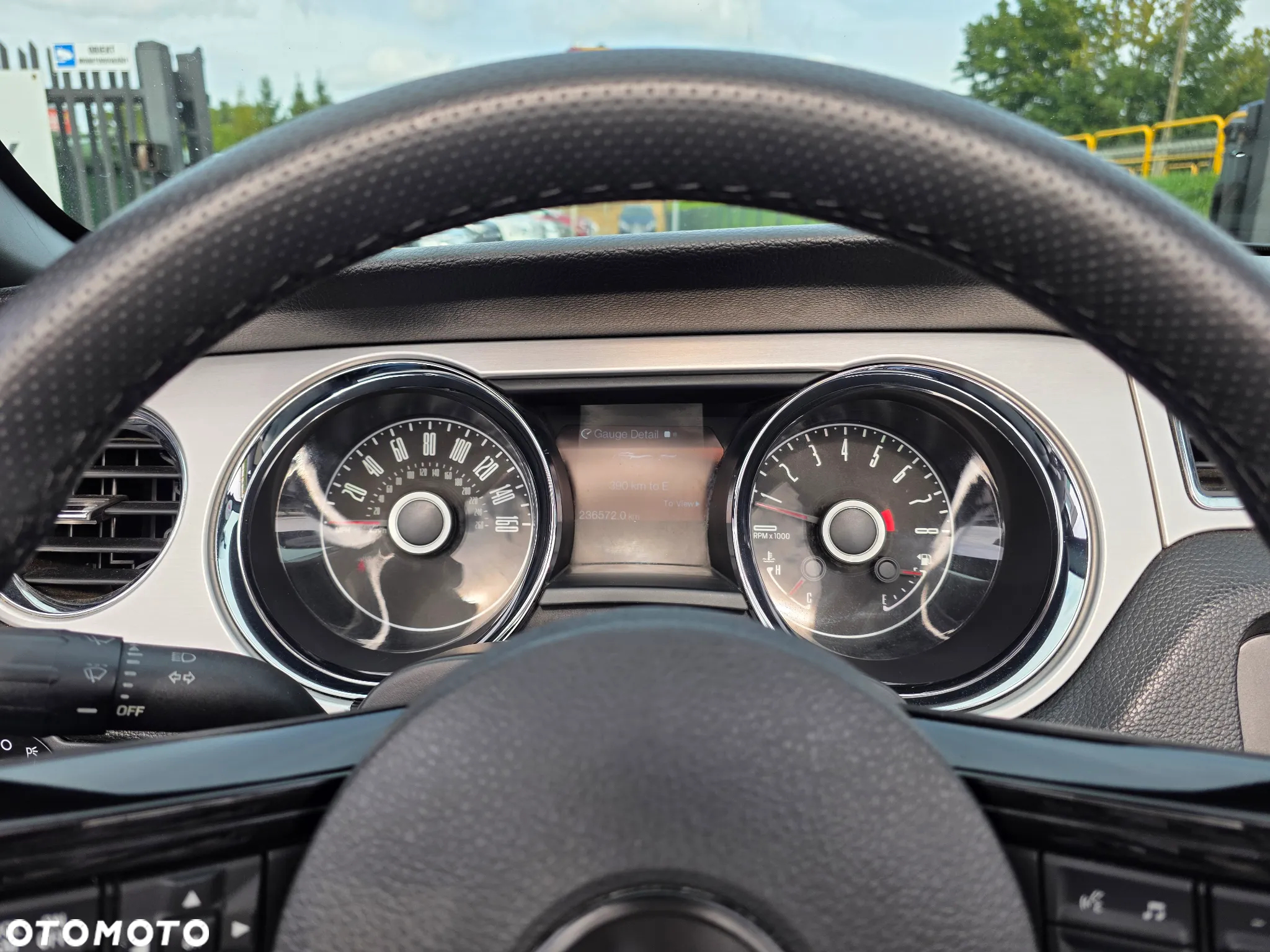 Ford Mustang 3.7 V6 - 12