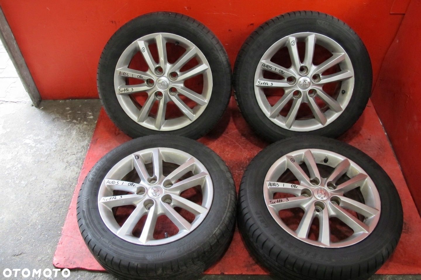 TOYOTA AURIS I 1 E15 COROLLA KOŁA FELGI 16 6.5J ET45 5x114.3 205/55R16 - 1