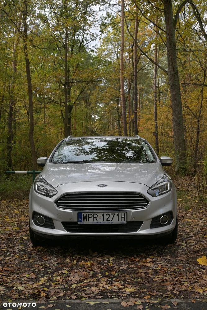 Ford S-Max - 13