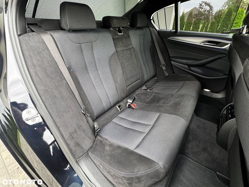 BMW Seria 5 520d xDrive M Sport sport - 18