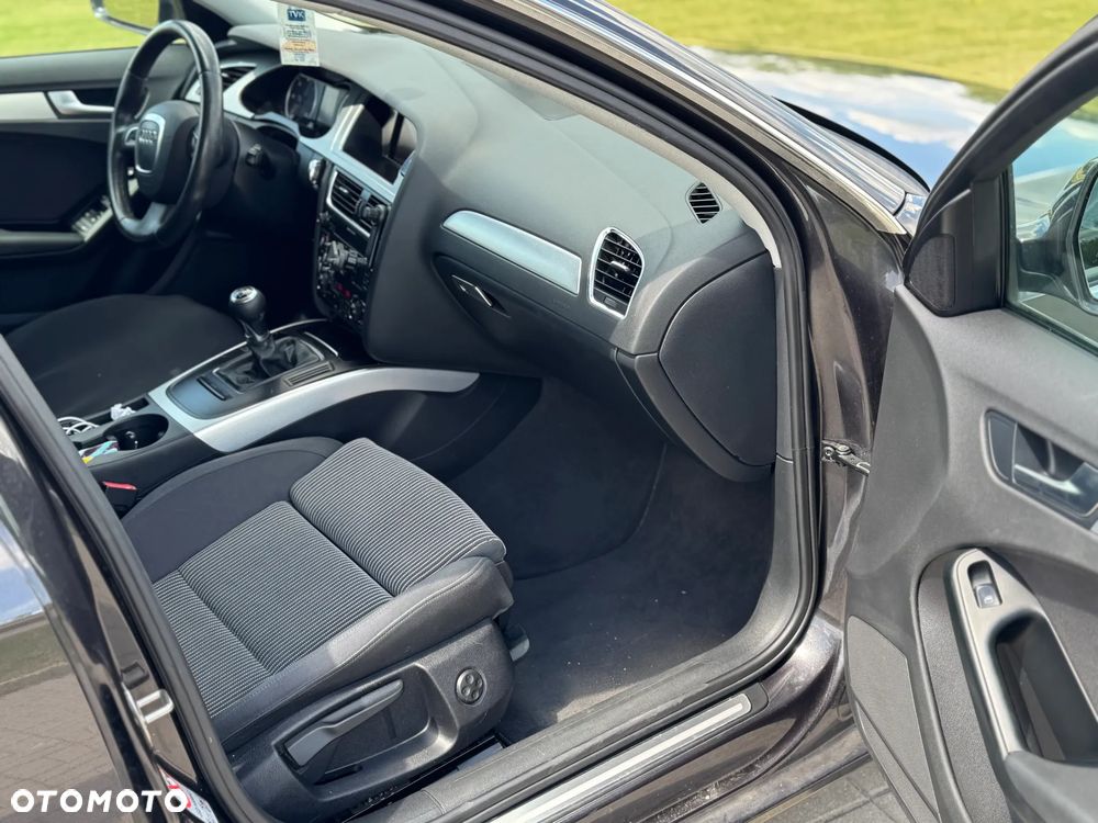 Audi A4 Avant - 13
