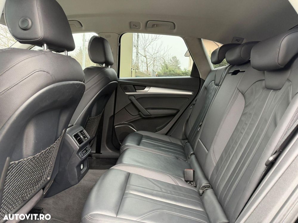 Audi Q5 2.0 40 TDI quattro S tronic Design - 24