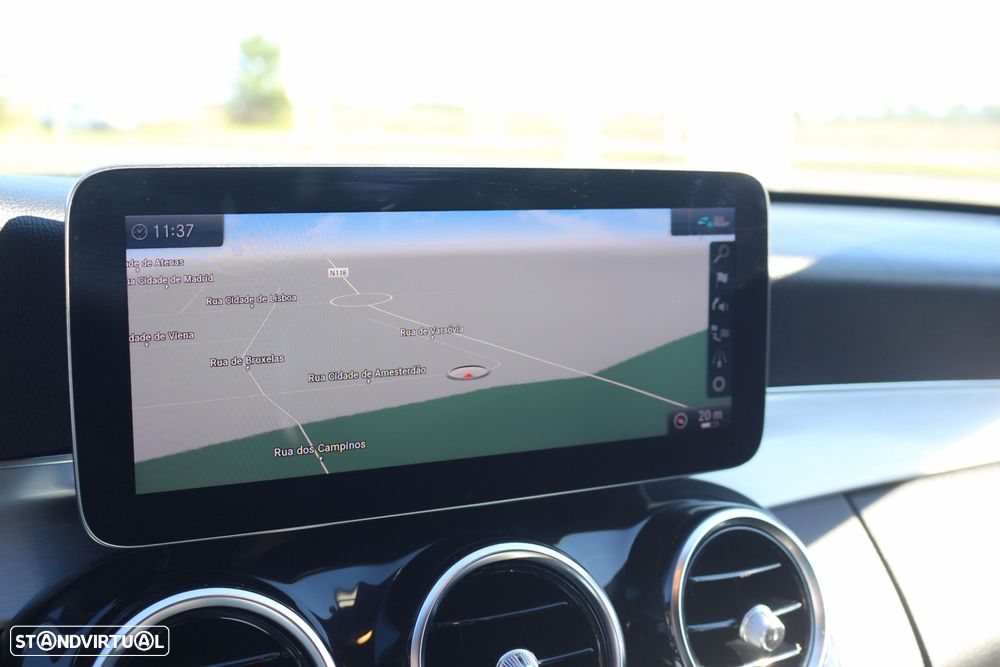 Mercedes-Benz C 300 de AMG Line - 27