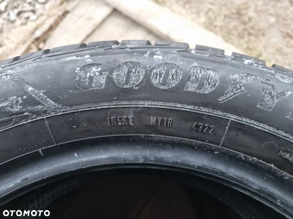 Opony Goodyear ULTRAGRIP PERFORMANCE+ SUV 215/60R17 99V 2022r,4x8mm super - 12