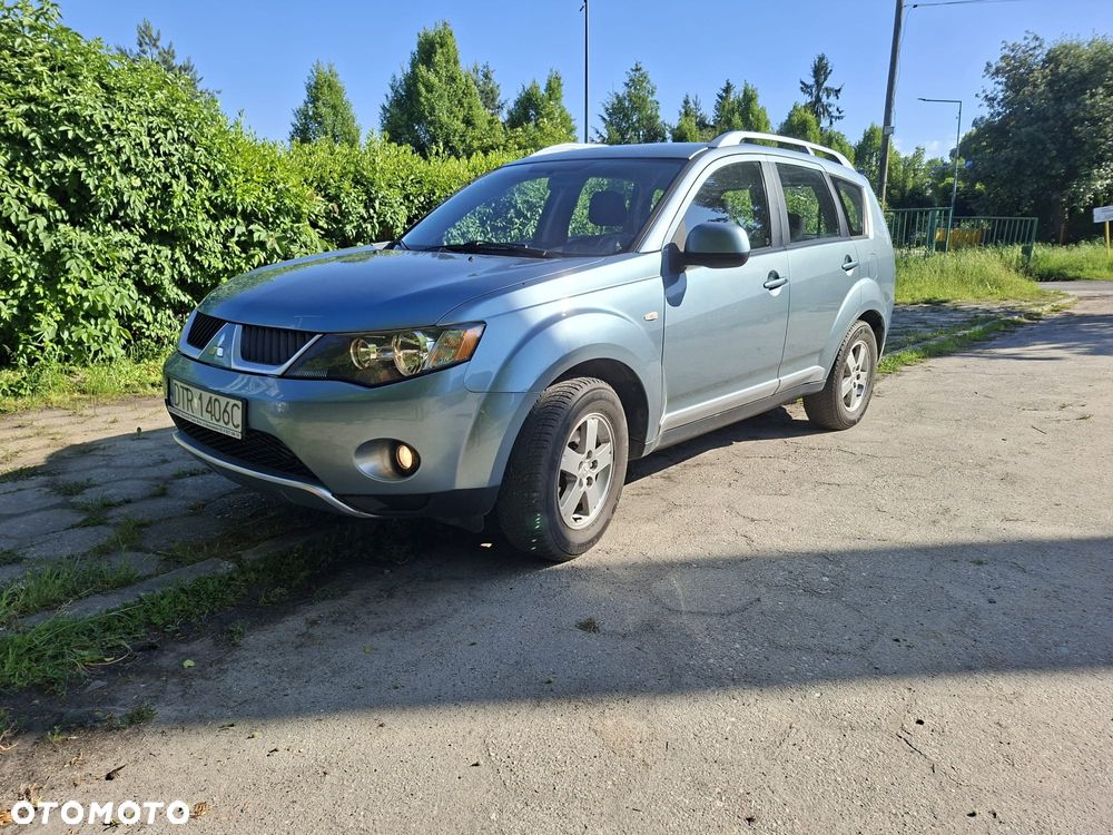 Mitsubishi Outlander 2.0 DI-D 4WD Instyle - 1