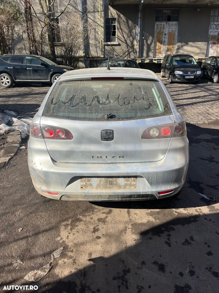 Dezmembrez Seat Ibiza 6L facelift 2007 gri argintiu 1,4 benzina BXW - 9
