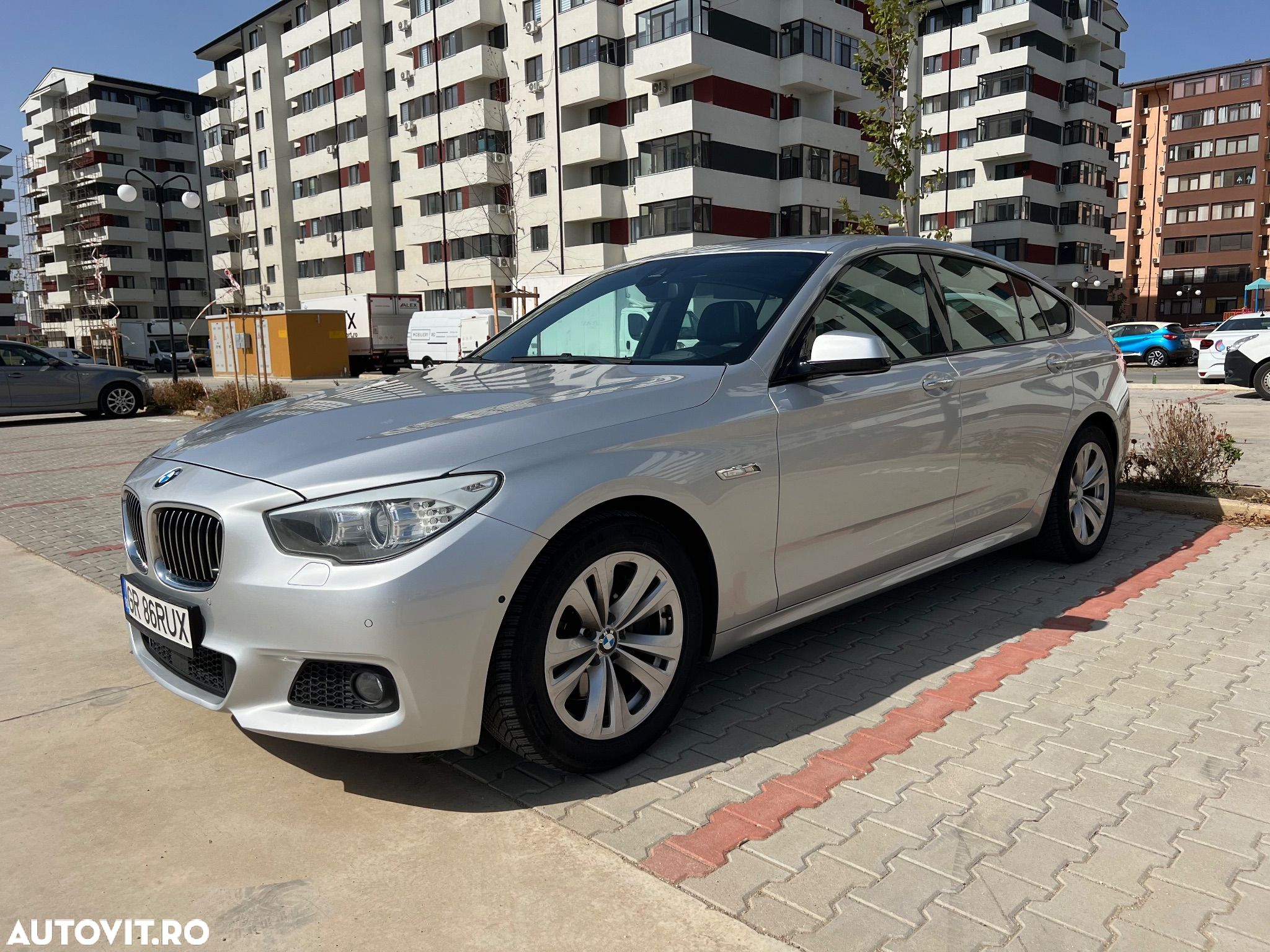 BMW Seria 5 520d Aut. Luxury Line - 1