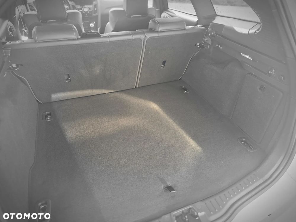 Ford Focus 2.0 EcoBoost ST - 24