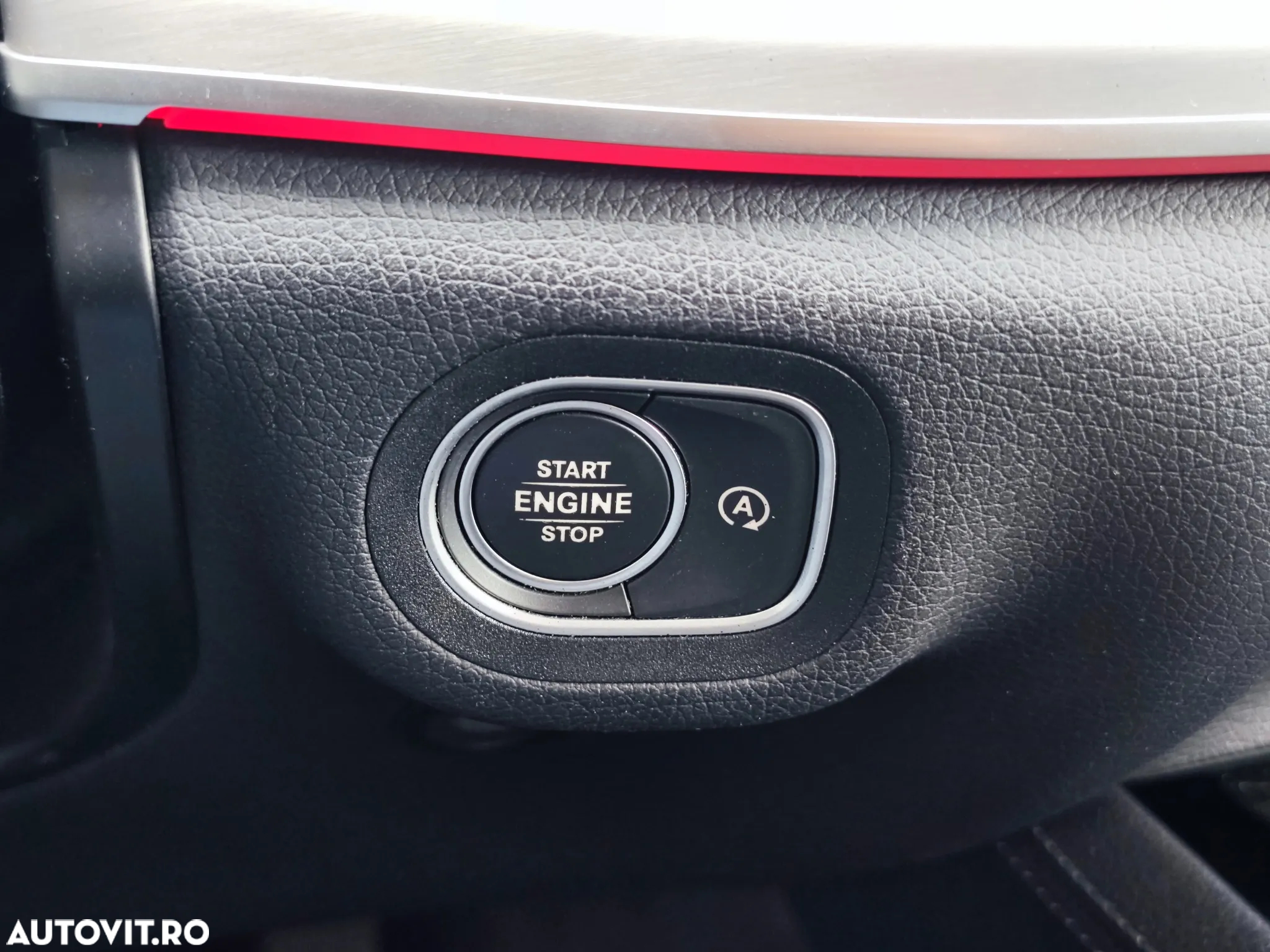Mercedes-Benz GLE 300 d 4MATIC - 32