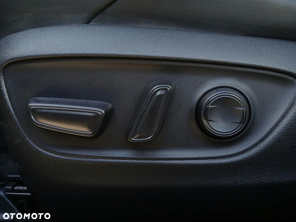 Toyota RAV4 2.5 Hybrid Selection 4x4 - 35