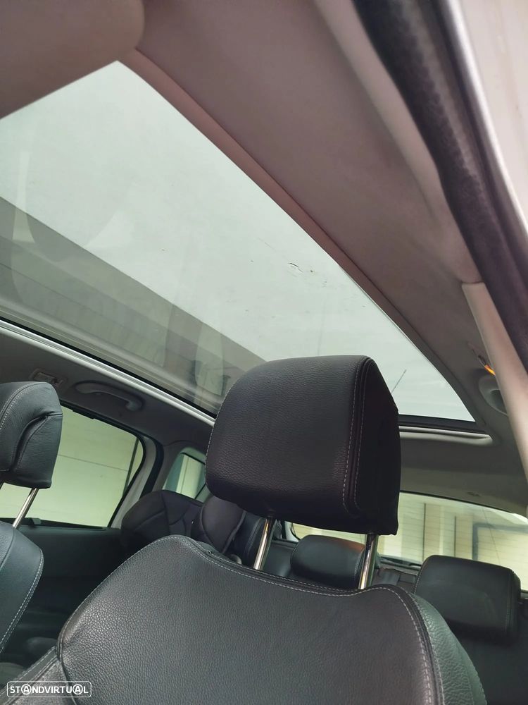 Peugeot 308 1.6 e-HDi Sportium CVM6 - 7