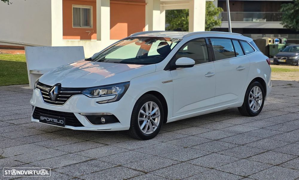 Renault Mégane Sport Tourer 1.5 dCi Bose Edition - 1