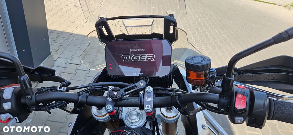 Triumph Tiger - 12