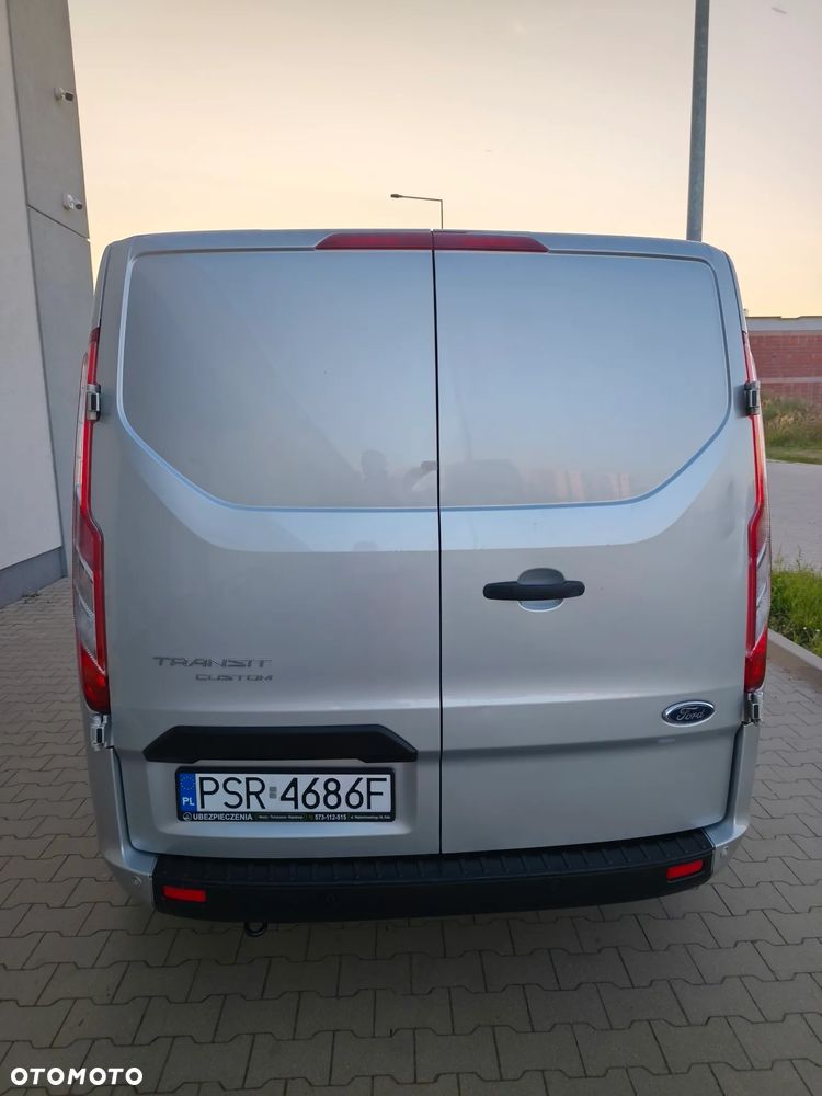 Ford Transit Custom - 8