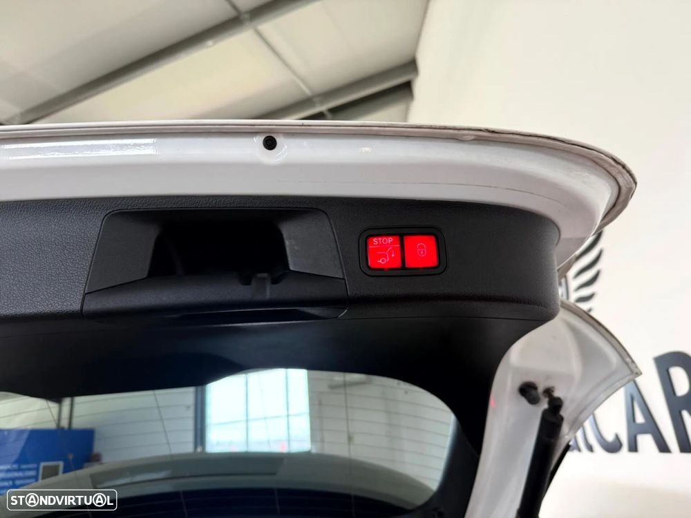 Mercedes-Benz EQA 250 AMG Line - 10