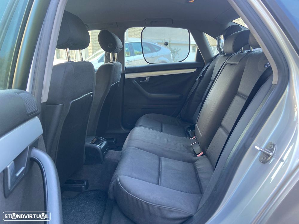 Audi A4 1.9 TDI m5 Sport - 2