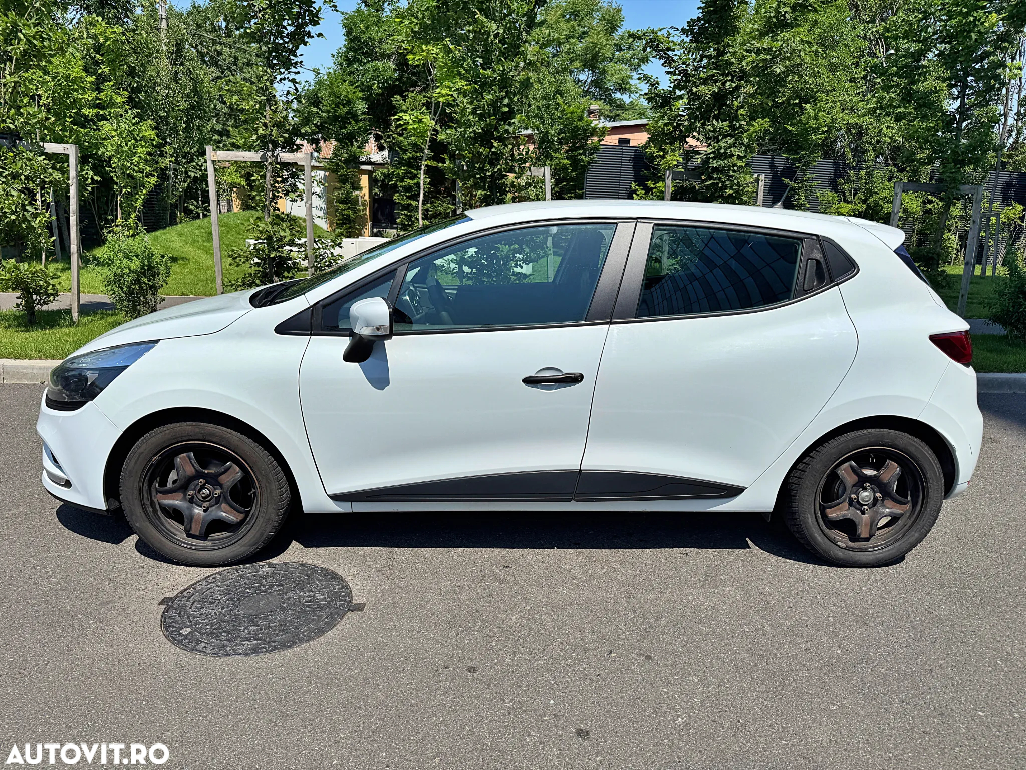 Renault Clio - 2