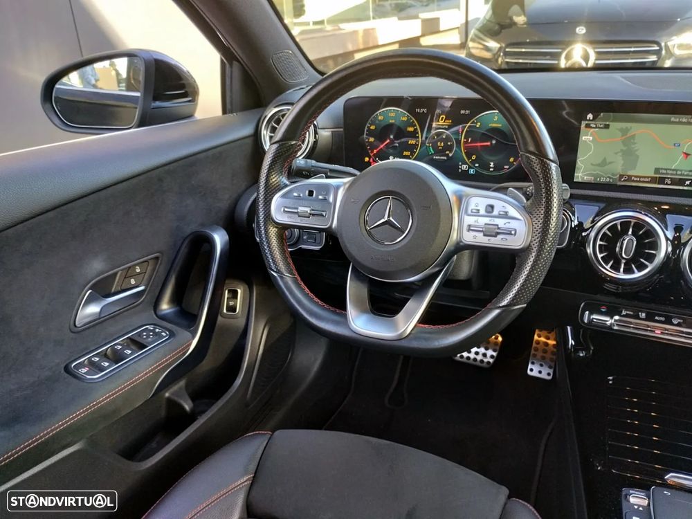 Mercedes-Benz A 180 Limousine d AMG Line Aut. - 2