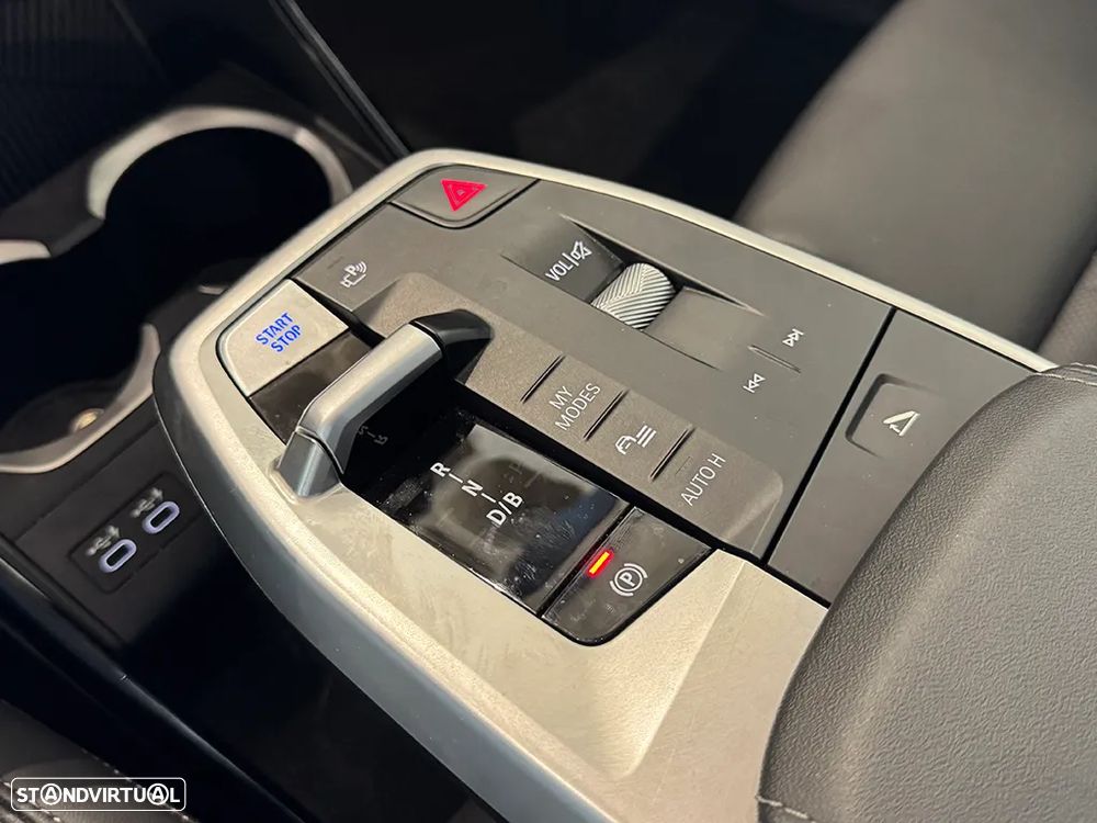 BMW iX1 eDrive20 xLine - 13