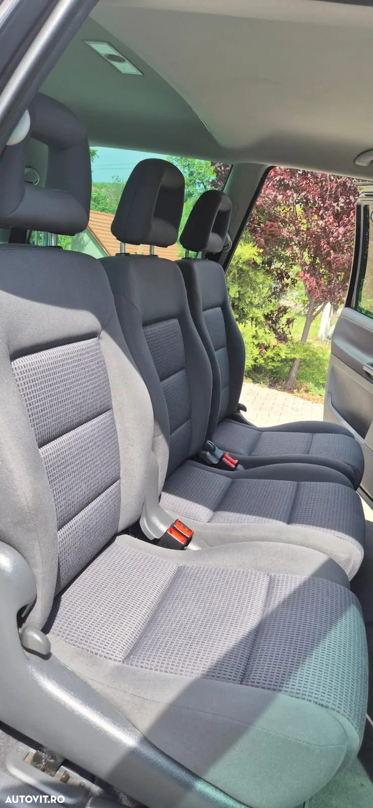 Volkswagen Sharan - 16