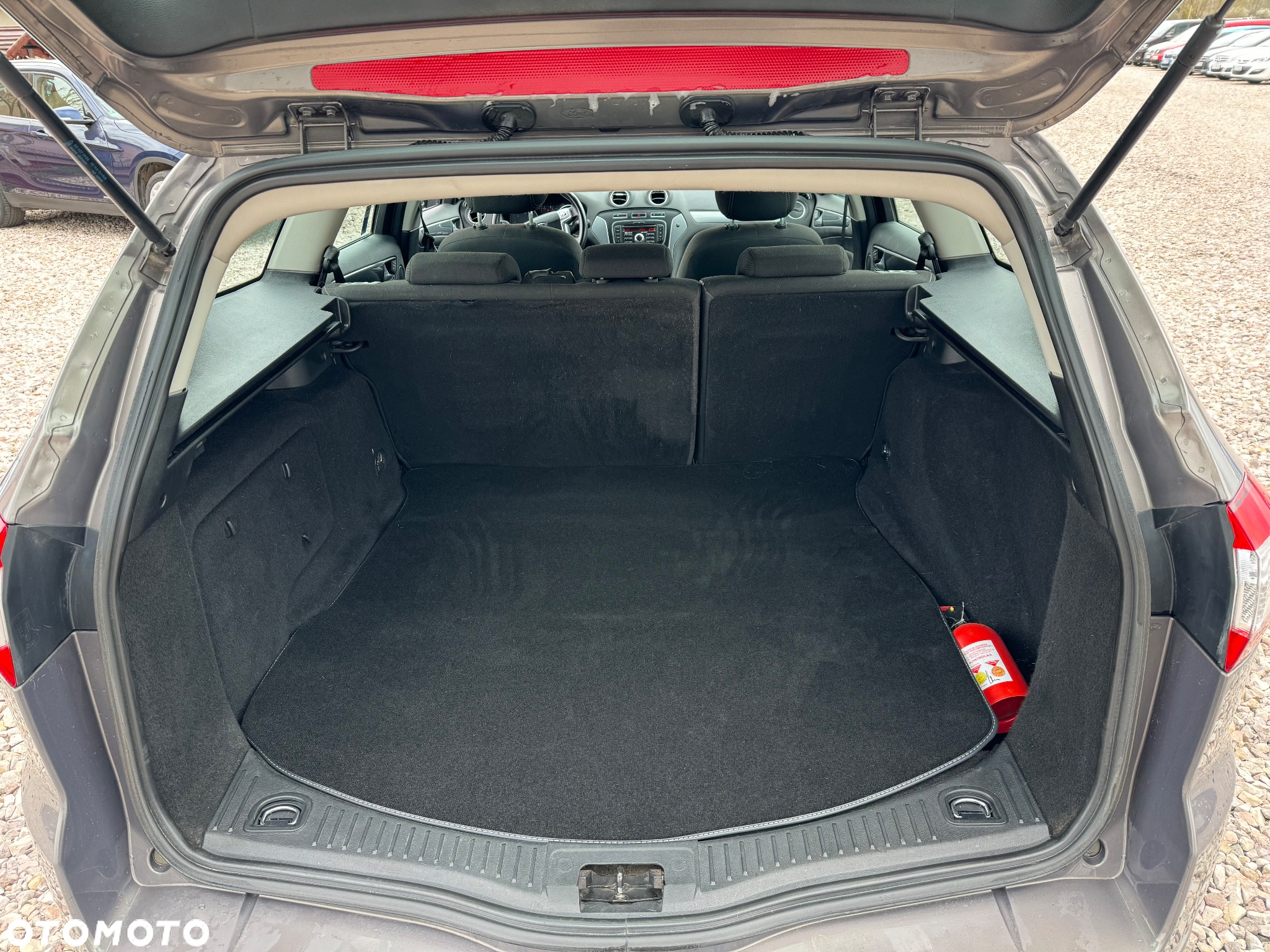 Ford Mondeo - 10