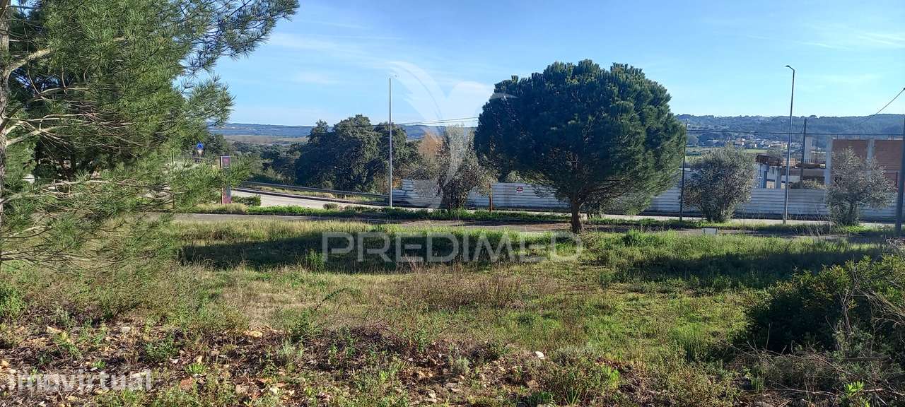 Lote de Moradia - Grande imagem: 4/7