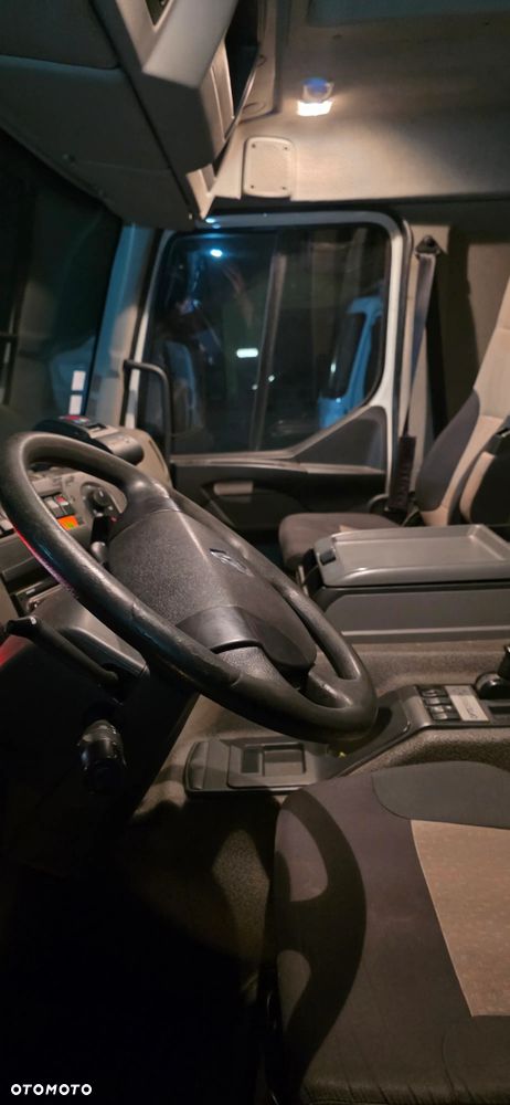 Renault Premium DXI380 - 10