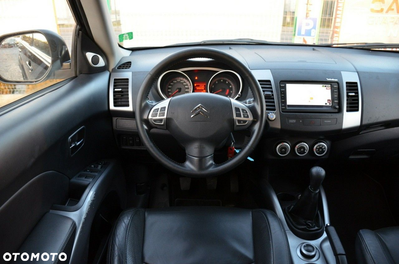 Citroën C-Crosser - 31