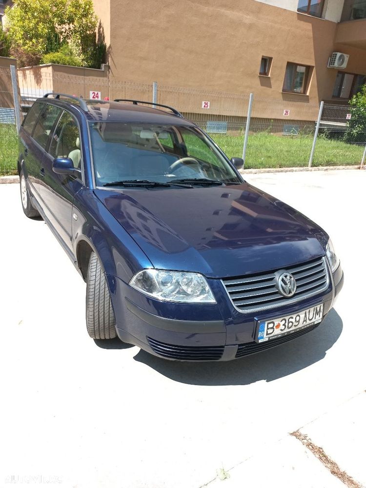 Volkswagen Passat 1.9TDI Highline - 1