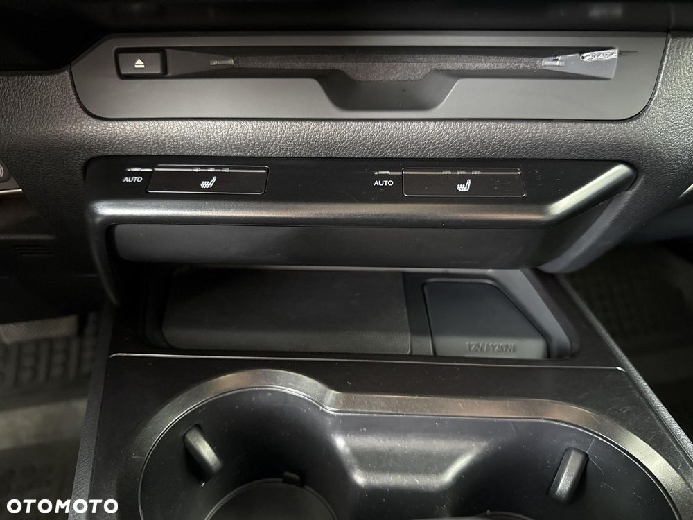 Lexus UX 250h GPF F Impression 2WD - 27
