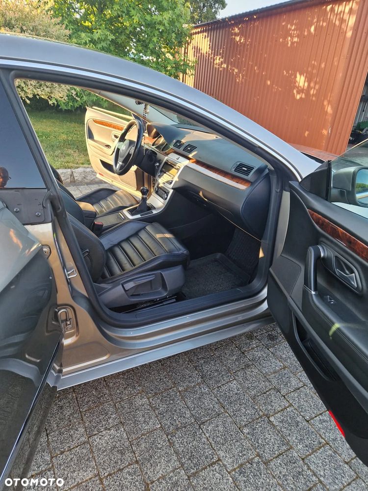 Volkswagen Passat CC 2.0 TDI - 13