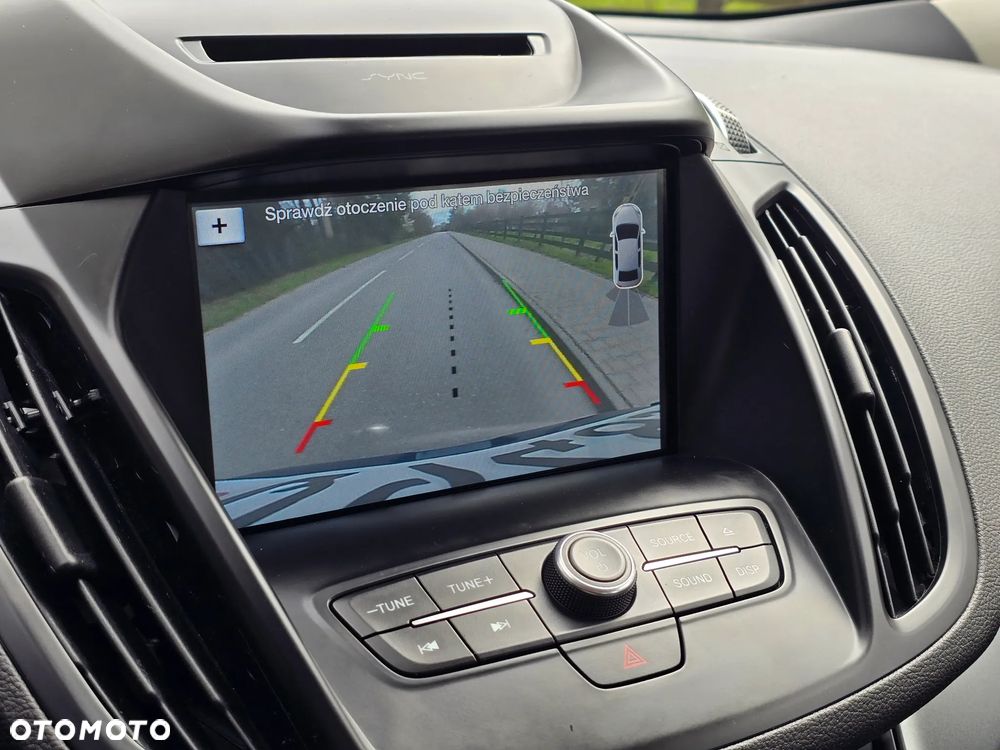 Ford Kuga 1.5 EcoBoost 2x4 Titanium - 7