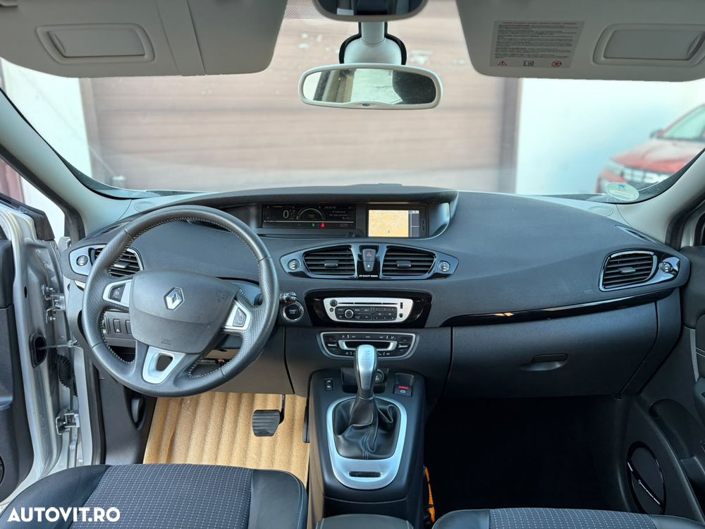 Renault Scenic - 8