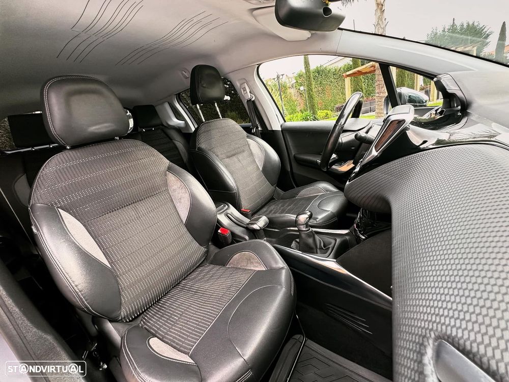 Peugeot 2008 1.6 BlueHDi Allure - 8