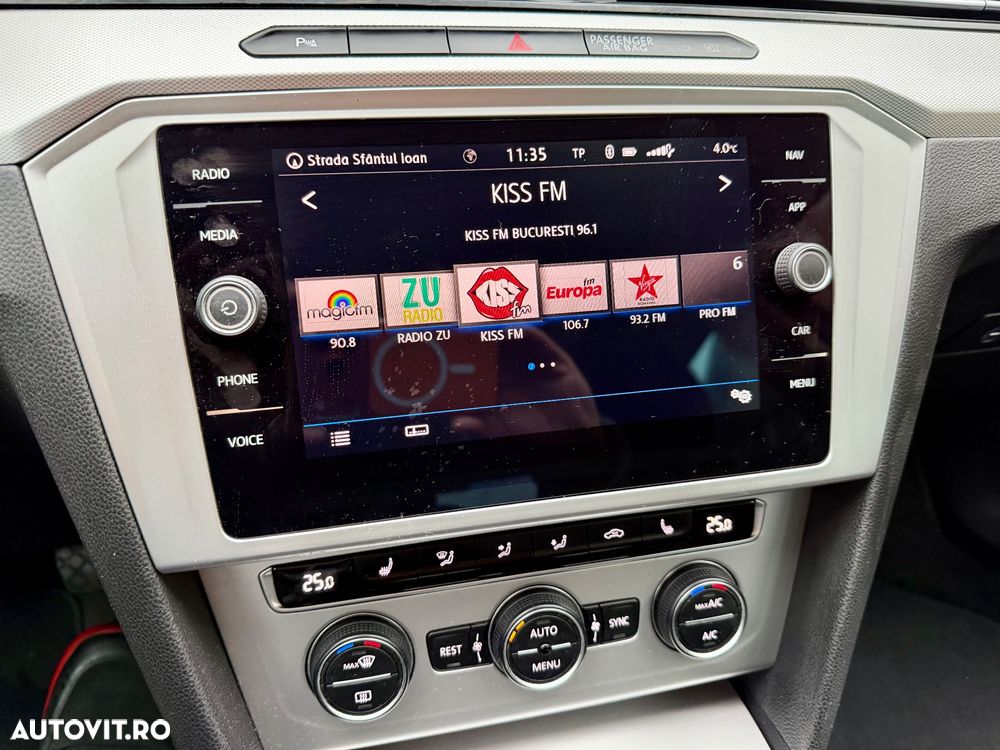 Volkswagen Passat 1.4 TSI ACT Comfortline - 11