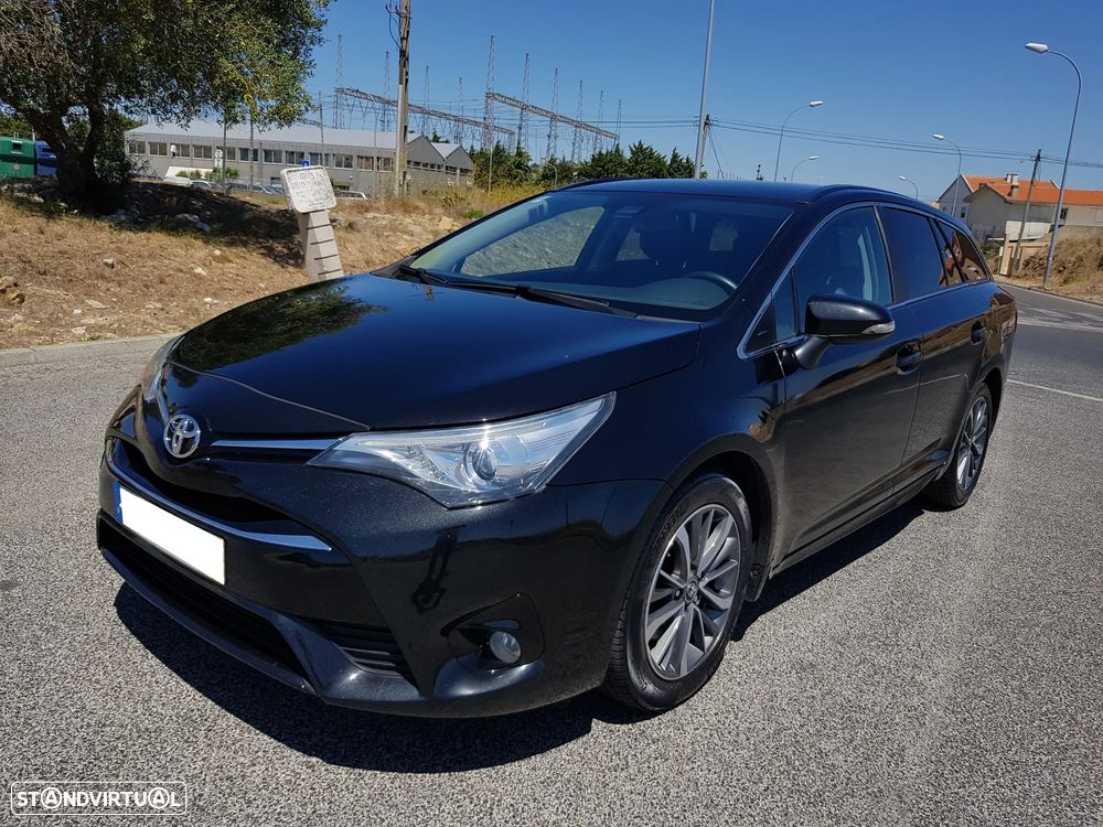 Toyota Avensis Touring Sports 1.6 D-4D Luxury+GPS - 2