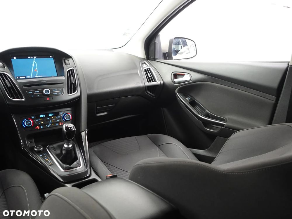 Ford Focus 2.0 TDCi SYNC Edition ASS - 29