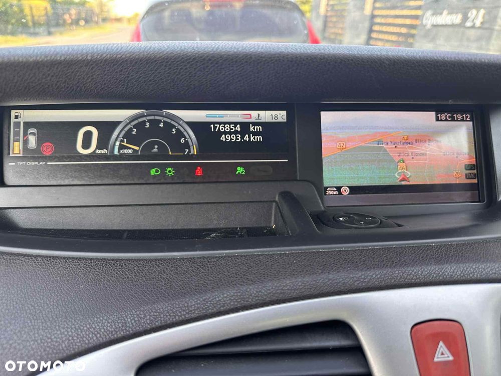 Renault Scenic - 5