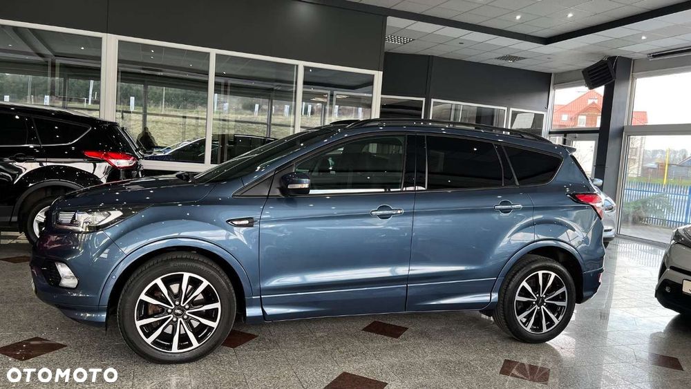 Ford Kuga - 32