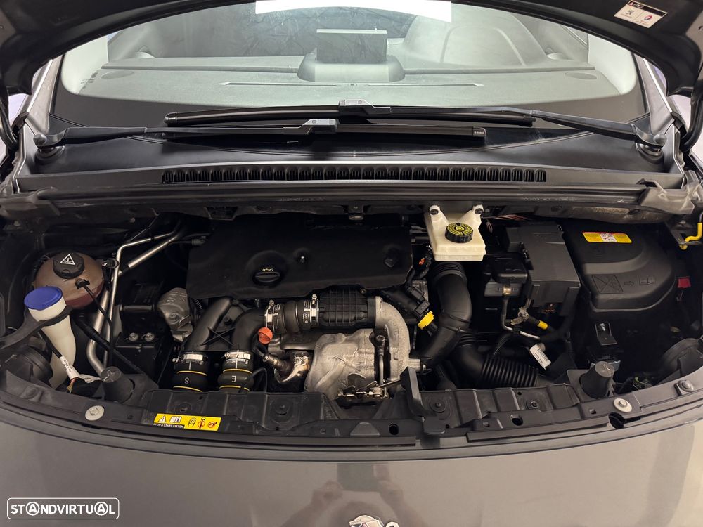 Peugeot 3008 1.6 e-HDi Allure 2-Tronic J18 - 26
